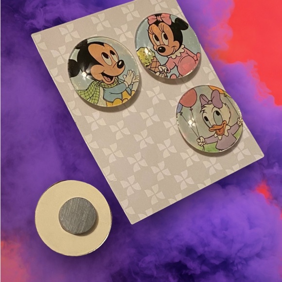 Set/4 𝑯𝒂𝒏𝒅𝒎𝒂𝒅𝒆 Disney Baby Magnets Cabochons Gift! - Picture 7 of 16